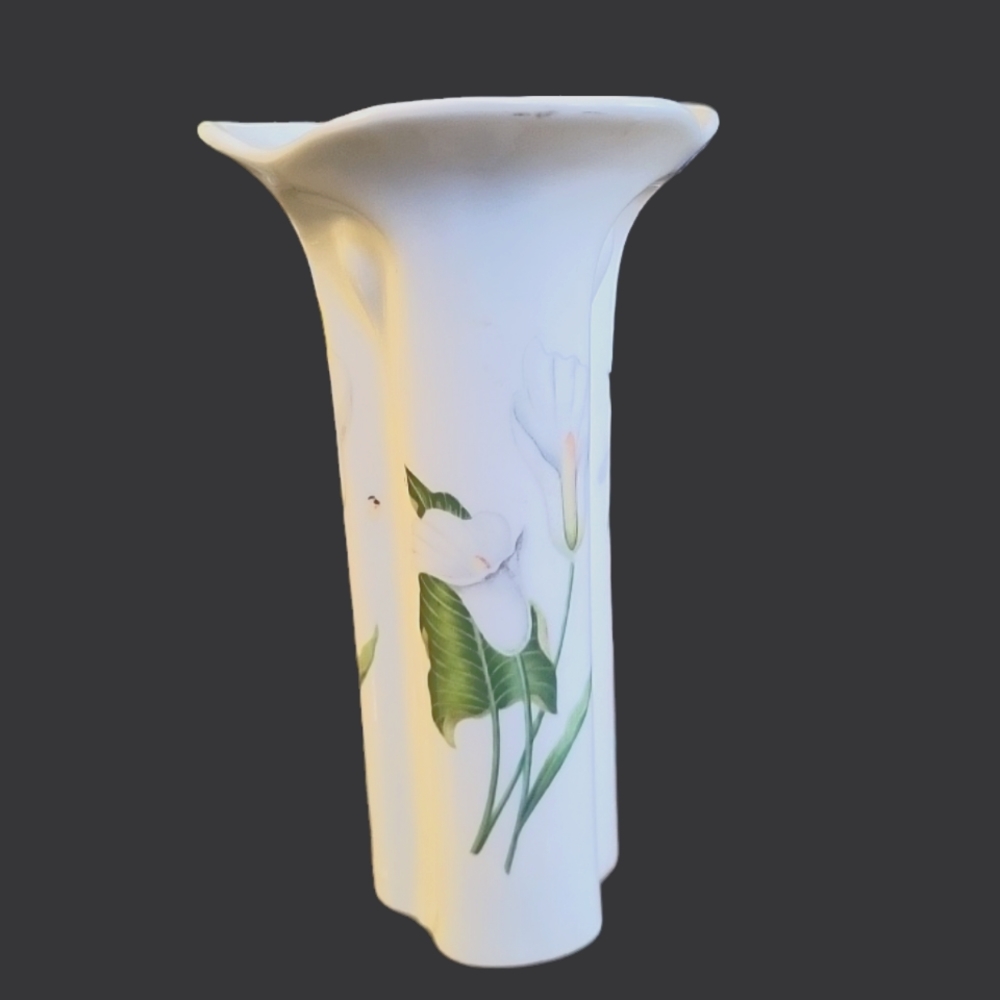 SHAFFORD Fine Bone China Hand Decorated Vase with Calla Lilies,5.0”tall